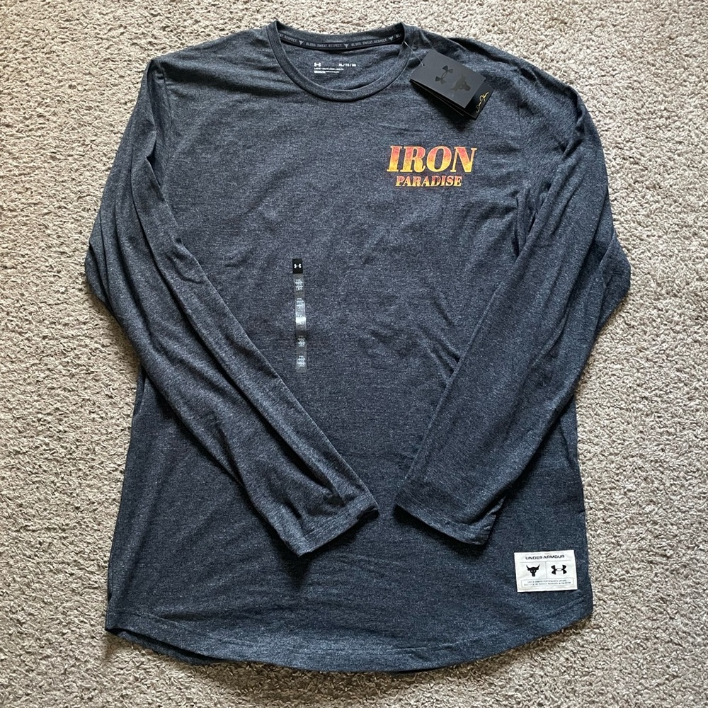 *NWT Project Rock Under Iron Paradise Long Sleeve